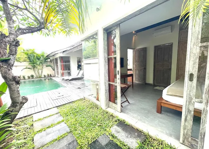 The Decks Bali Villa Legian