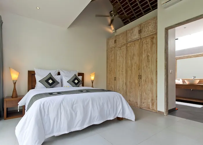 The Decks Bali Villa *