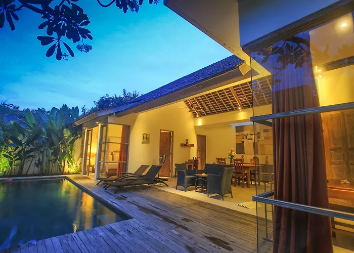 Villa The Decks Bali Legian