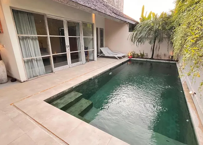 The Decks Bali Villa *